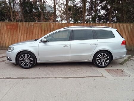 VOLKSWAGEN PASSAT 2.0 TDI BlueMotion Tech Sport Euro 5 (s/s) 5dr