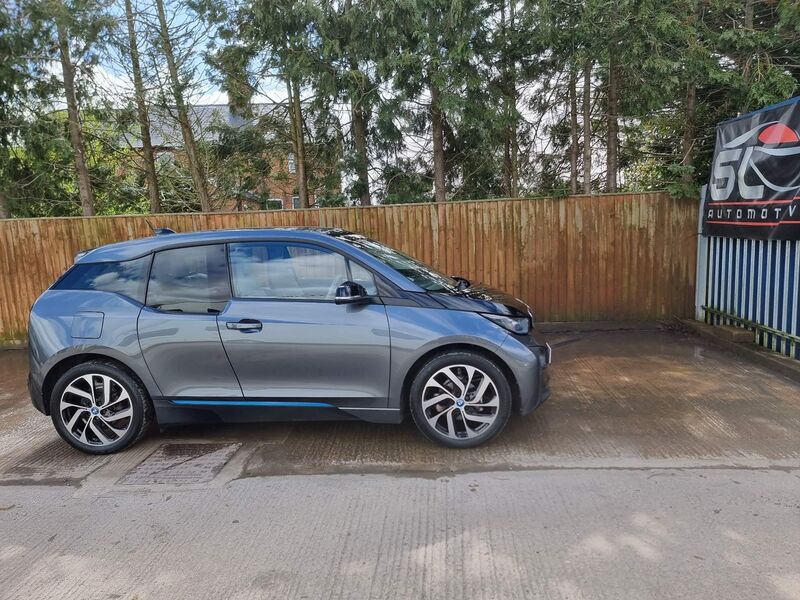 BMW I3