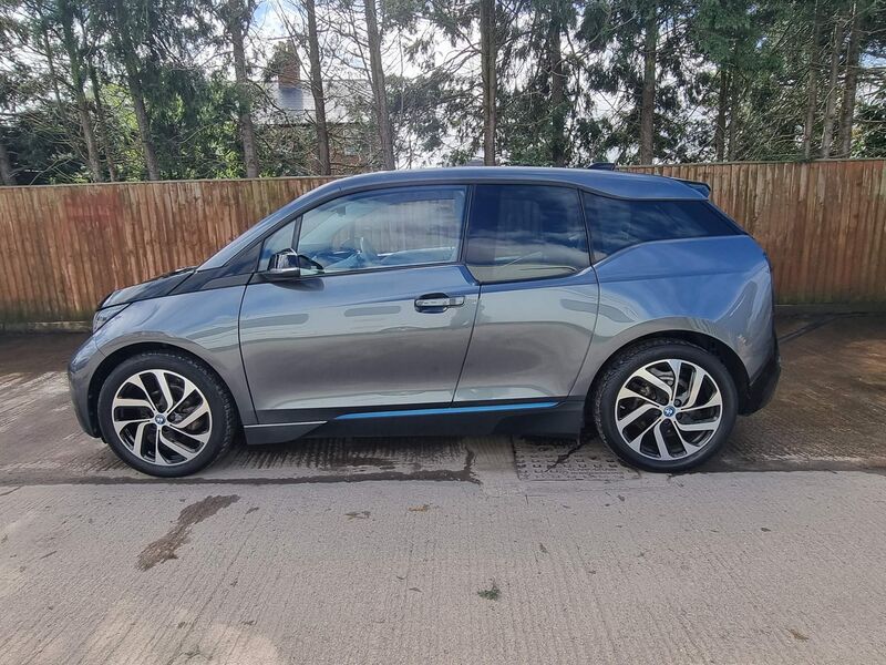 BMW I3