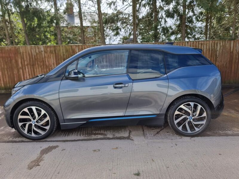 BMW I3