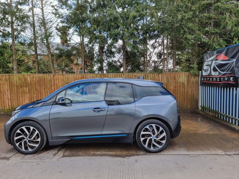 BMW I3