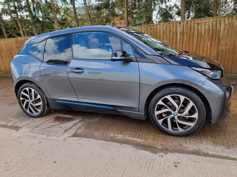 BMW I3