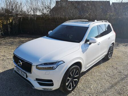 VOLVO XC90 2.0 D5 PowerPulse Momentum Auto 4WD ss 5dr