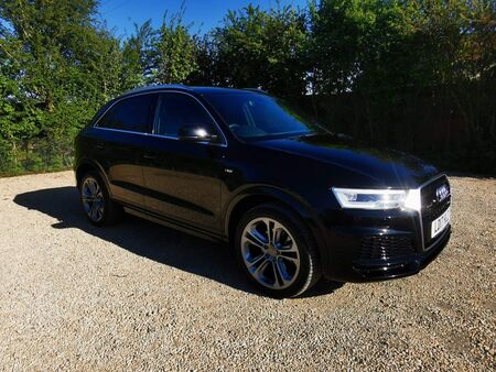 AUDI Q3 2.0 TDI S line Edition S Tronic quattro ss 5dr