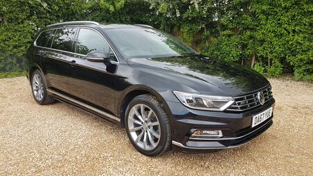 VOLKSWAGEN PASSAT 2.0 TDI R-Line DSG (s/s) 5dr