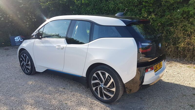 BMW I3