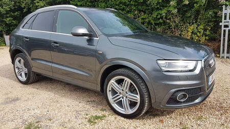 AUDI Q3 2.0 TDI S line Plus S Tronic quattro 5dr