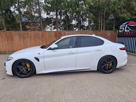 ALFA ROMEO GIULIA 2.9 V6 Bi-Turbo Quadrifoglio Auto Euro 6 (s/s) 4dr