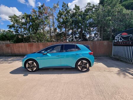 VOLKSWAGEN ID.3 Pro Performance 58kWh Family Auto 5dr