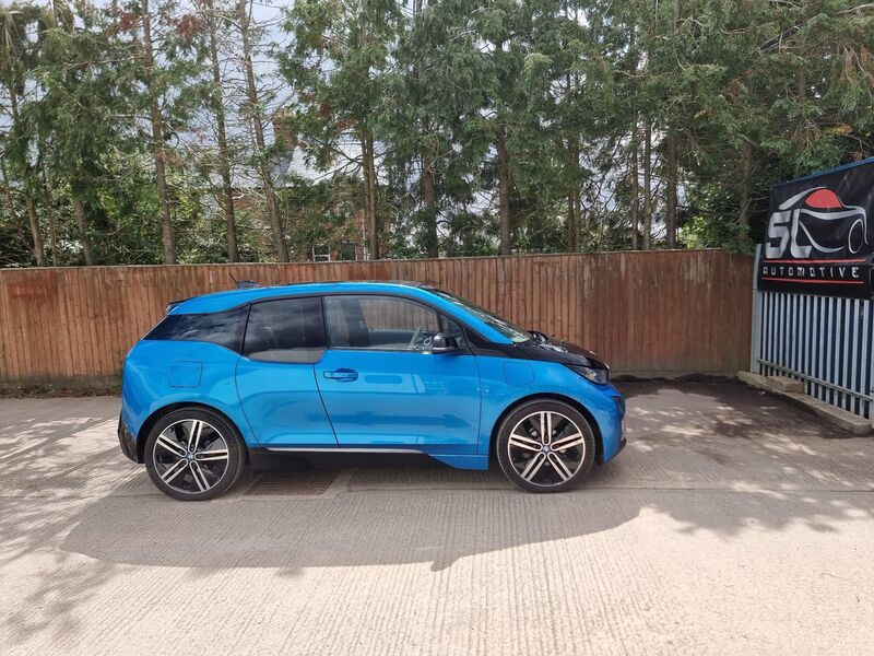 BMW I3