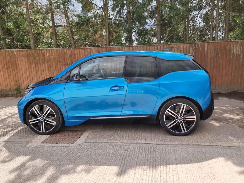 BMW I3