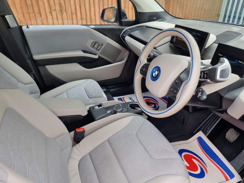 BMW I3