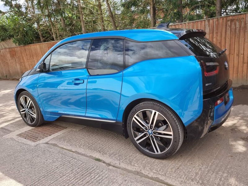 BMW I3