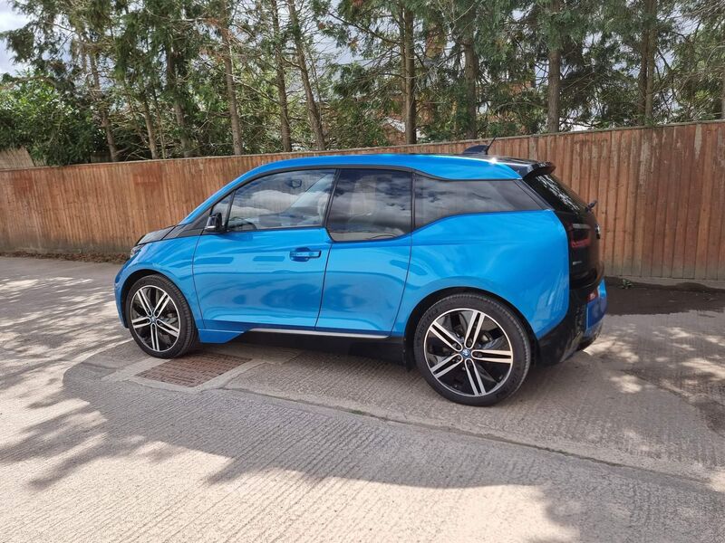 BMW I3